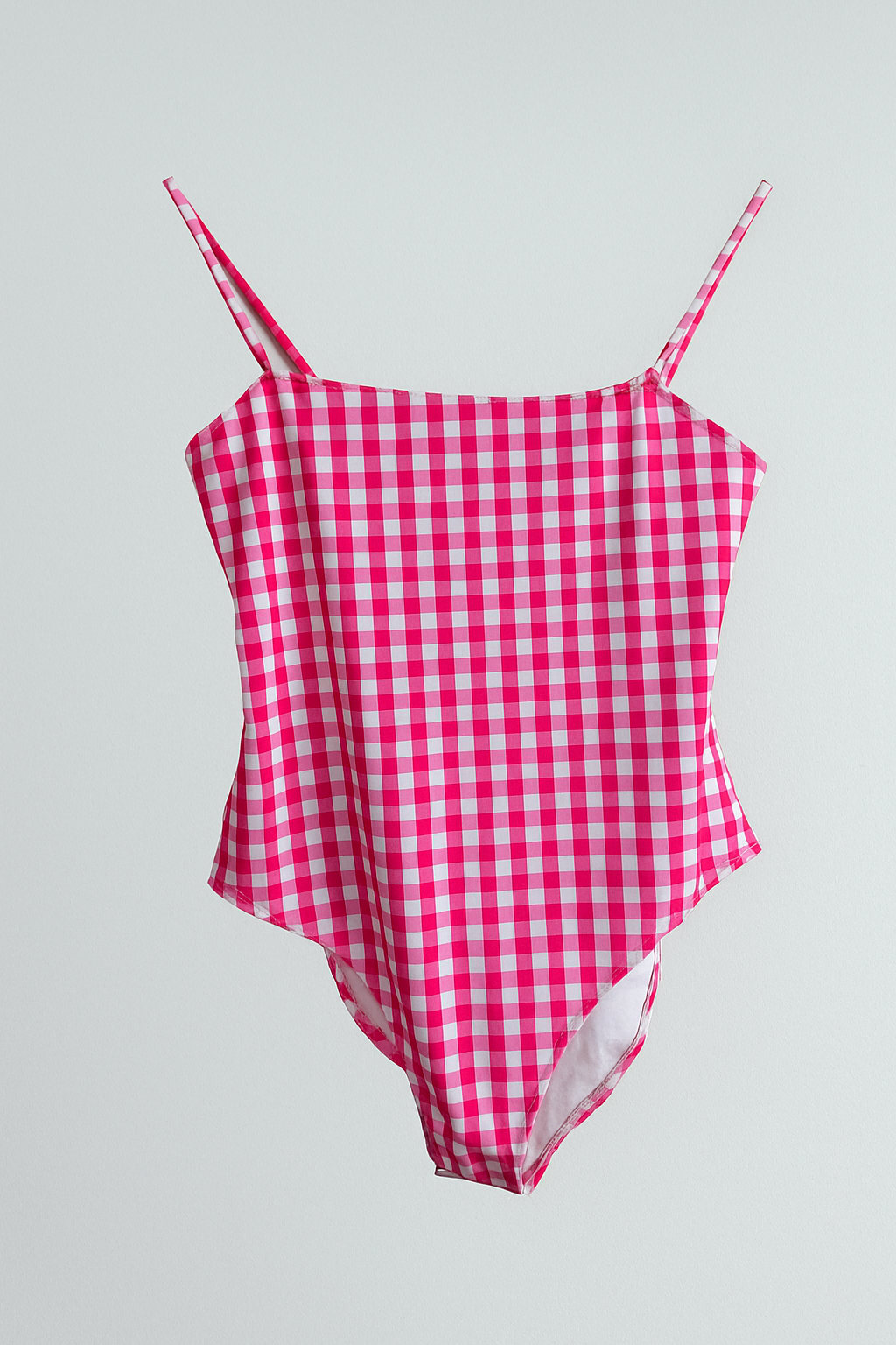 body de mujer tirantes finos cuadros vichy color fucsia y tela de lycra